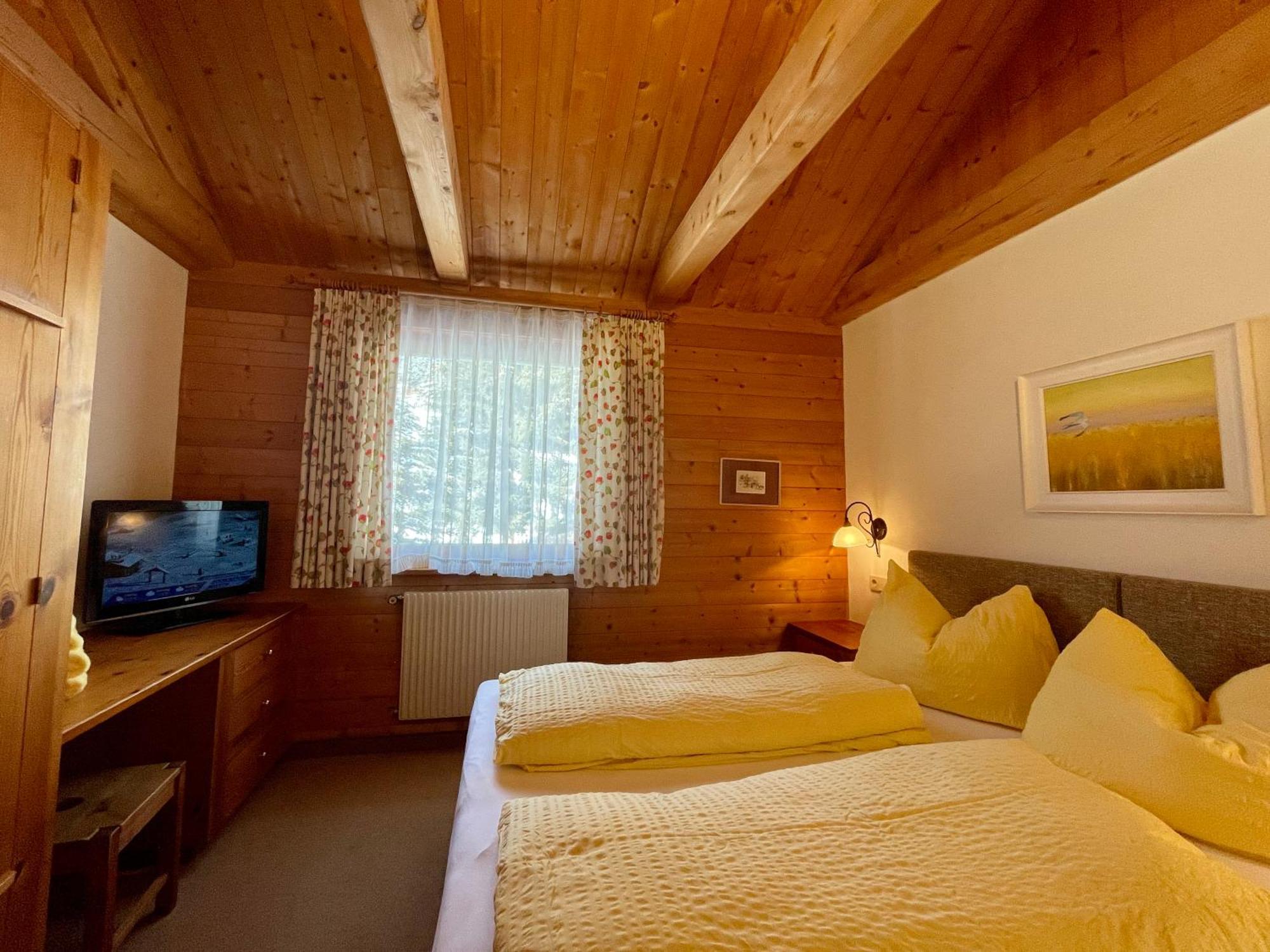Hotel Garni Zerzer Serfaus Exterior photo